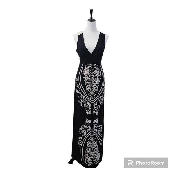 Papaya Embroidered Knit Maxi Dress Full Length Black Size M Made in USA - Picture 1 of 10